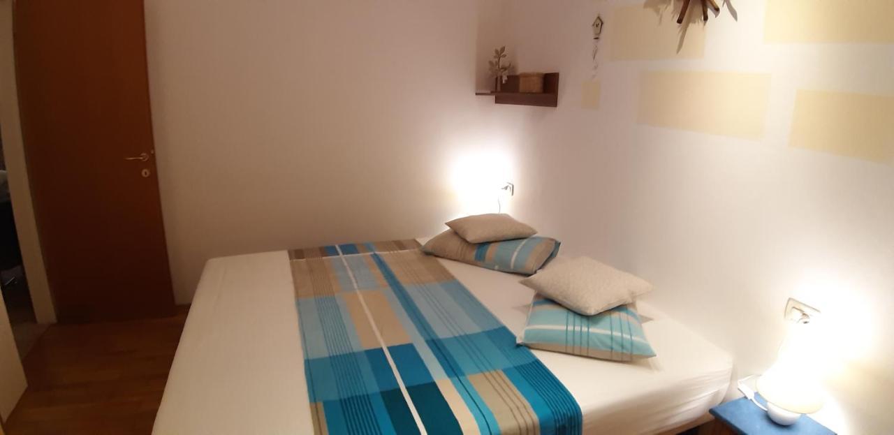 Apartments Demori Galižana エクステリア 写真