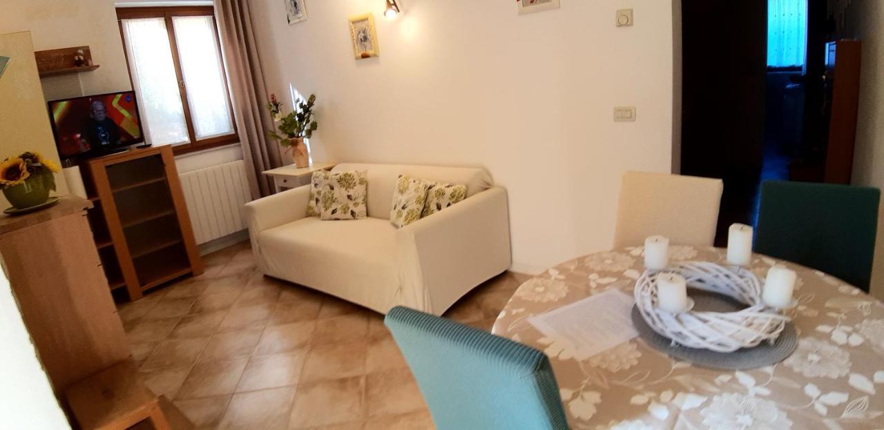 Apartments Demori Galižana エクステリア 写真