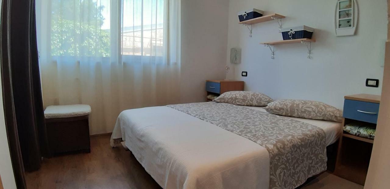 Apartments Demori Galižana エクステリア 写真